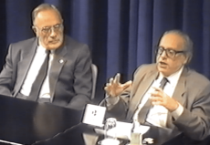 19/9/1995: Josep Maria Gasol i Josep Tomàs Cabot, en un moment de la conferència.